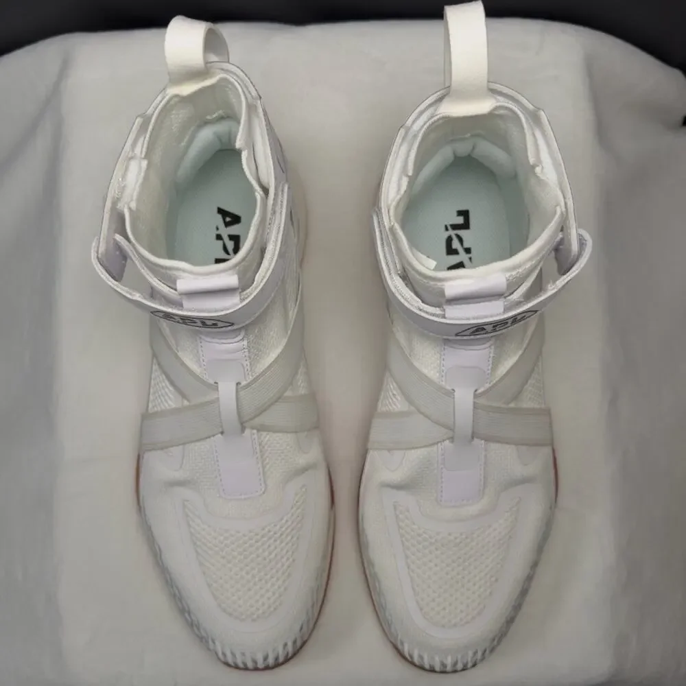 APL Super Future – White/Black/Gum | 11M | NIB